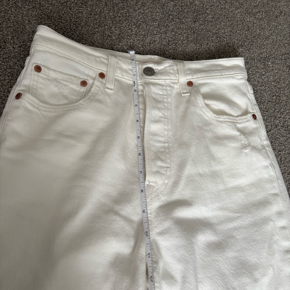 Levi’s Ribcage Ankle Jean - Picture 6 of 11